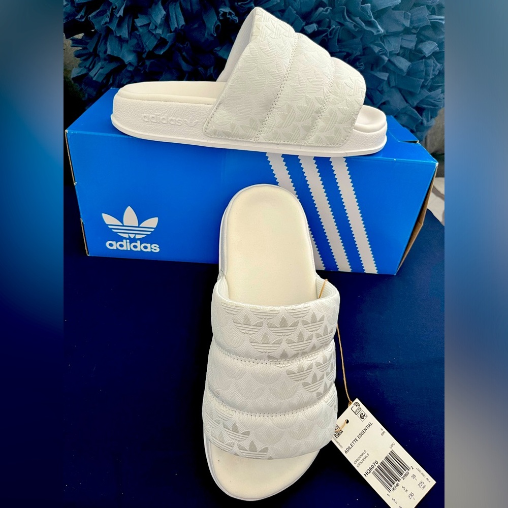 adidas Adilette Essential Slides - White